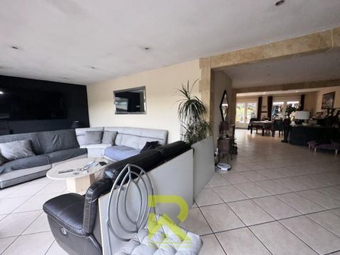 A louer APPARTEMENT T4 164 M2 TERRASSE BORD DE MER AGDE