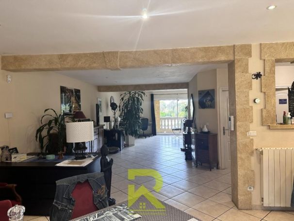 A louer APPARTEMENT T4 164 M2 TERRASSE BORD DE MER AGDE
