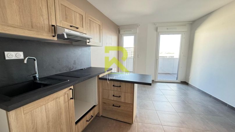 A vendre APPARTEMENT NEUF T2 33 M2 BORD DE MER LE CAP D AGDE