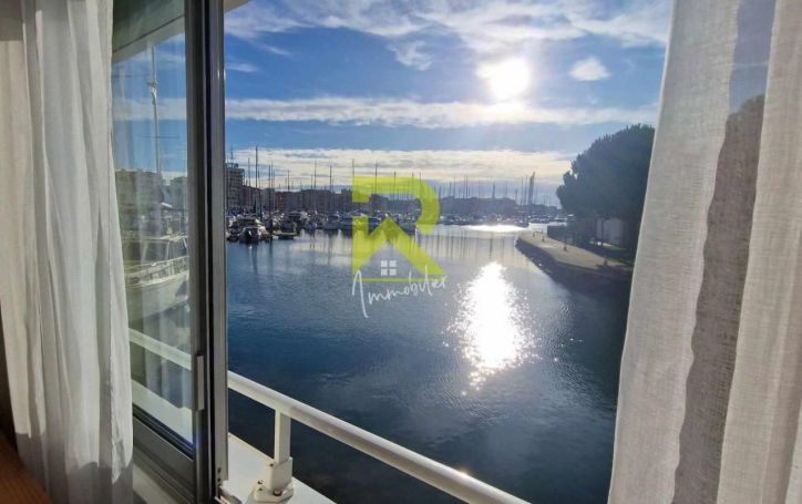 A vendre APPARTEMENT T2 26 M2 BORD DE MER LE CAP D AGDE