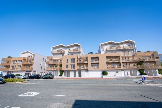 A louer APPARTEMENT DUPLEX NEUF T3 57 M2 TERRASSE BORD DE MER LA ROCHELLE