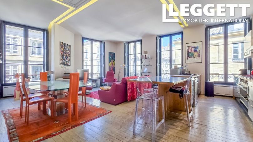 A louer APPARTEMENT T4 100 M2  BORDEAUX