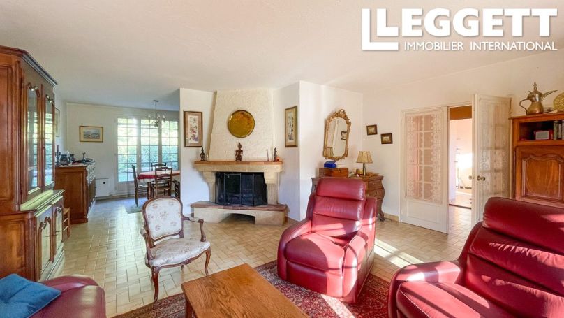 A louer MAISON  6 PIECES 167 M2  FAYENCE