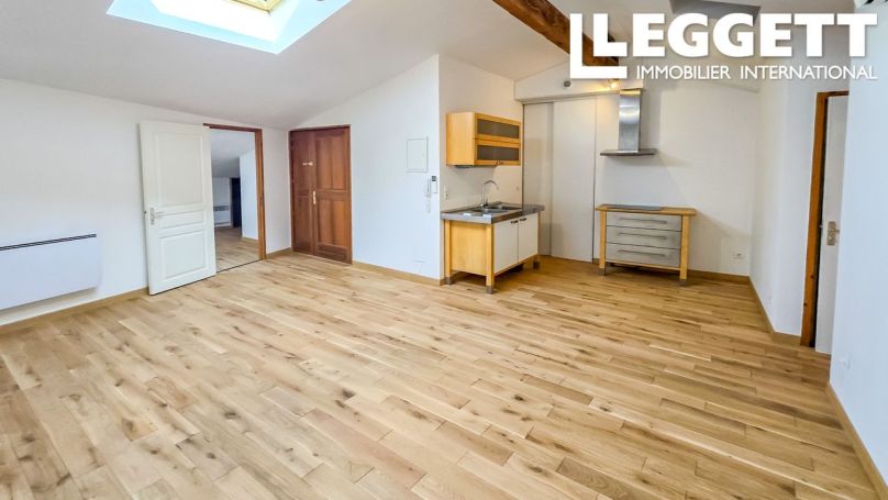 A louer APPARTEMENT T3 100 M2  BORDEAUX