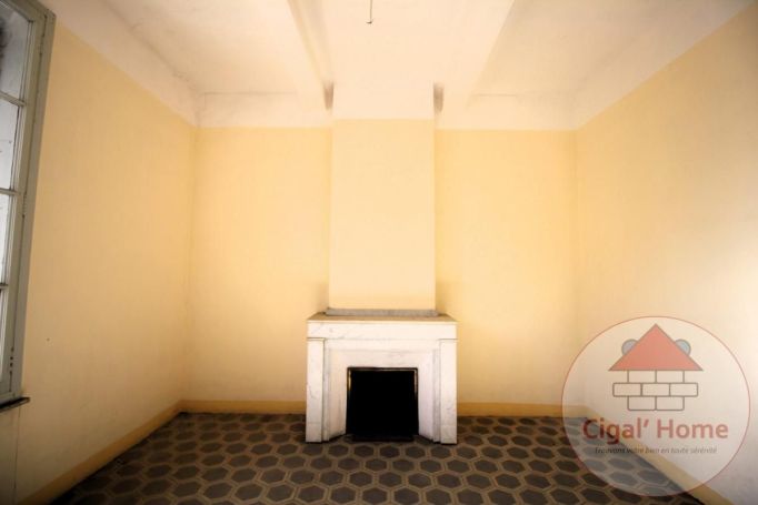 A louer MAISON  DE MAîTRE  FEUILLA
