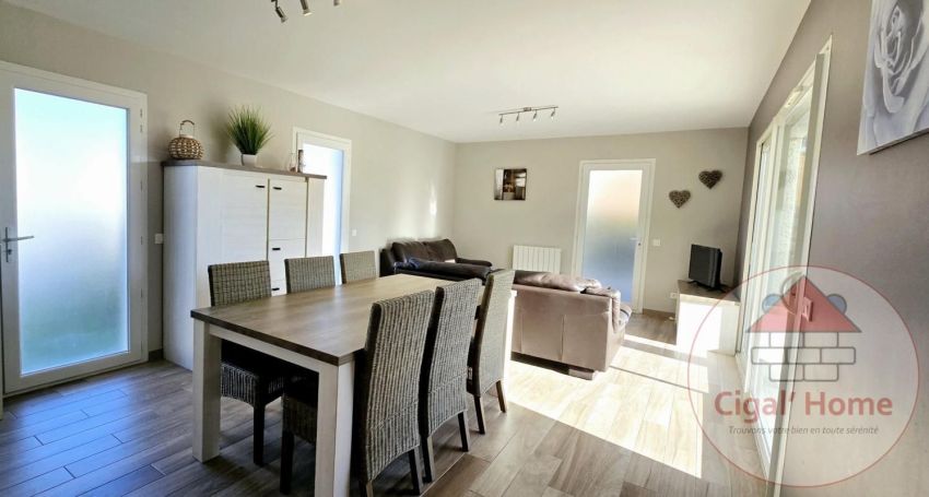 A louer MAISON  CONTEMPORAINE BORD DE MER LA PALME