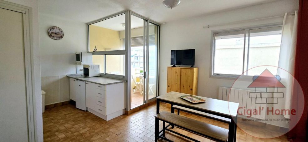 A louer STUDIO  26 M2 TERRASSE BORD DE MER PORT LA NOUVELLE