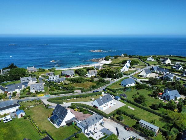 vente Petite maison à 300 mètres de la plage Plouescat, Finistère Nord