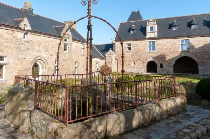 vente Manoir de prestige en pointe Bretonne
