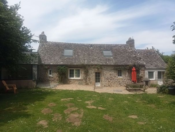 vente maison en pierres proche de la mer