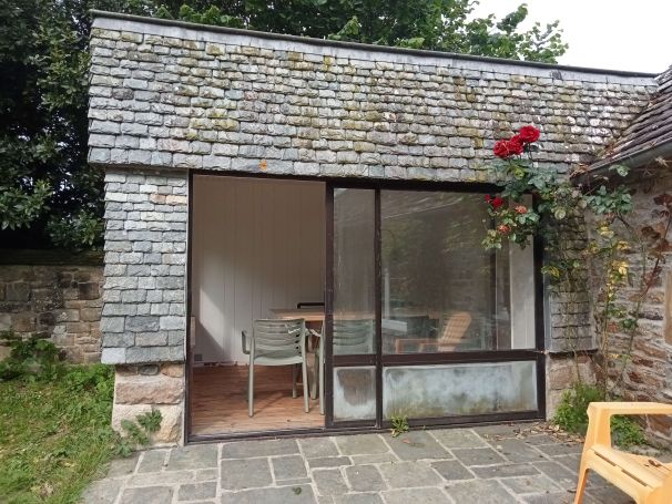 A vendre maison en pierres 3 PIECES 60 M²  proche de la mer GUIMAEC