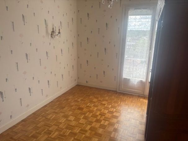 A louer APPARTEMENT T3 60 M2  LISIEUX