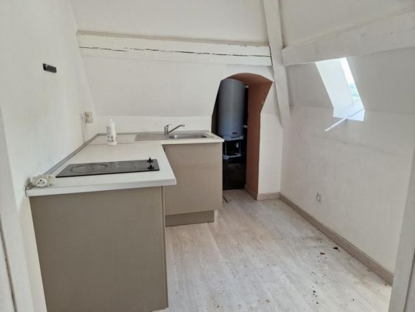 A louer APPARTEMENT DUPLEX T5 56 M2  LISIEUX