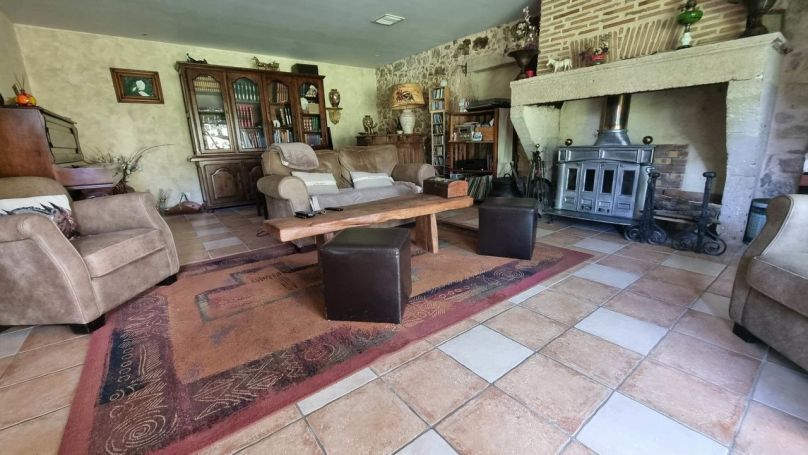 A louer GîTE  SAINT SYMPHORIEN