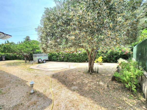 A vendre MAISON CHATEAU GOMBERT 151 MÂ² HAB / TERRAIN PLAT 600 MÂ² 13013 Marseille 13Eme