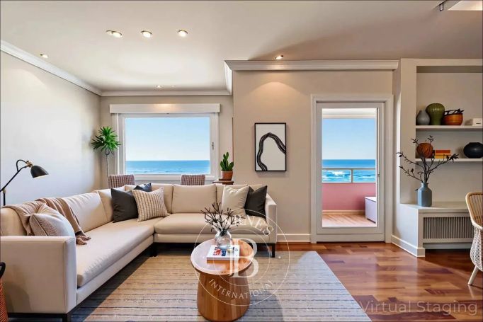 A vendre  APPARTEMENT 110 M² FACE A LA PLAGE DE ZURRIOLA
