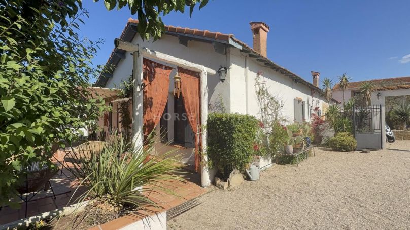 A vendre GîTE  VAUVERT