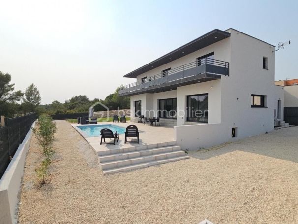 A louer MAISON  CONTEMPORAINE  NIMES