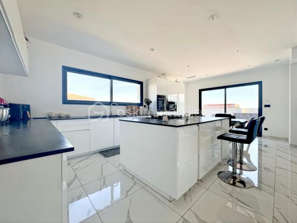 A louer MAISON  CONTEMPORAINE  NIMES