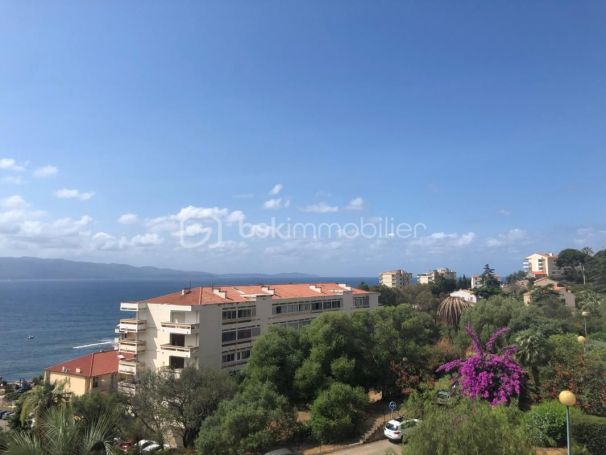 A louer APPARTEMENT T3 110 M2 TERRASSE VUE MER AJACCIO