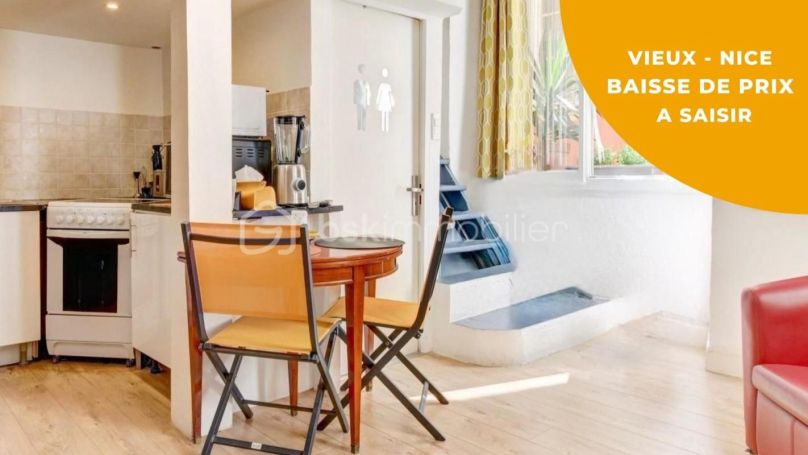 A louer STUDIO DUPLEX  41 M2 PLAGE à PIED NICE