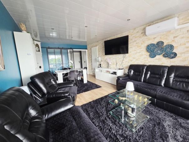 A louer APPARTEMENT T3 73 M2  DAX