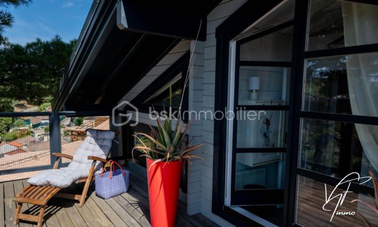 A louer MAISON  BOIS BORD DE MER LE CASTELLET