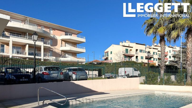 A louer APPARTEMENT T3 48 M2 TERRASSE BORD DE MER ANTIBES