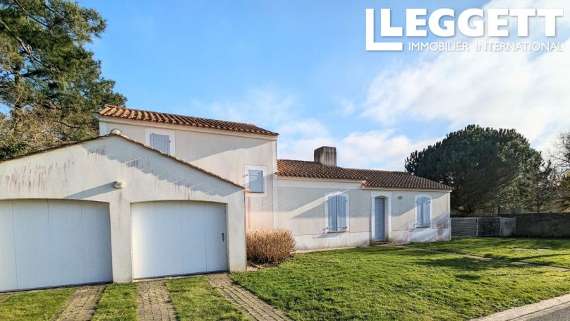 A louer MAISON  5 PIECES 103 M2  L AIGUILLON SUR VIE