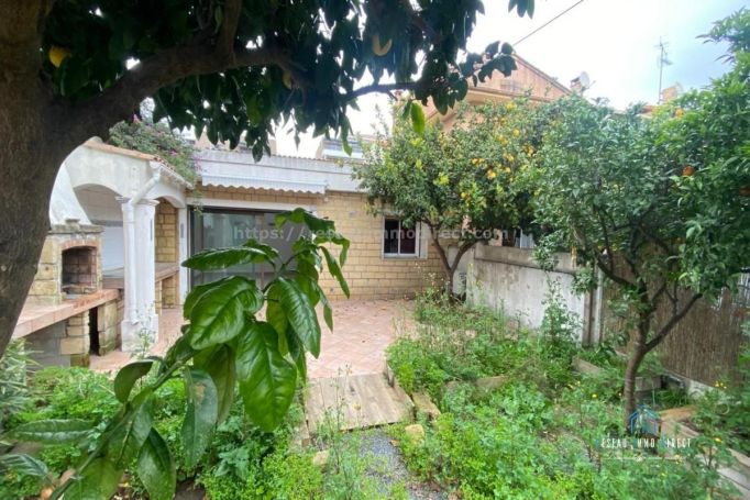 A louer MAISON  4 PIECES 78 M2 BORD DE MER FREJUS