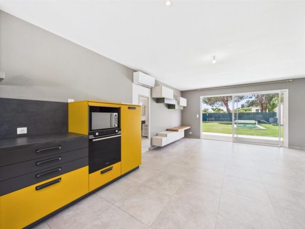 A louer APPARTEMENT T3 72 M2 TERRASSE  PERI