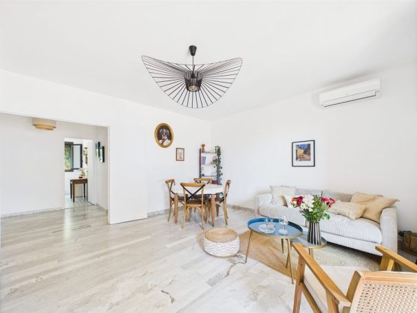 A louer APPARTEMENT T3 68 M2 BORD DE MER AJACCIO