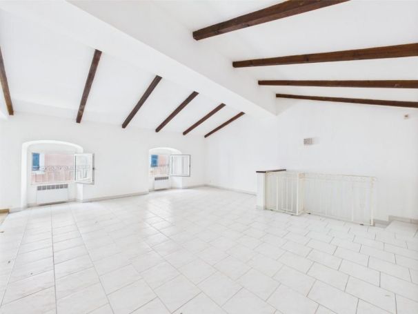 A louer STUDIO DUPLEX  41 M2 BORD DE MER AJACCIO