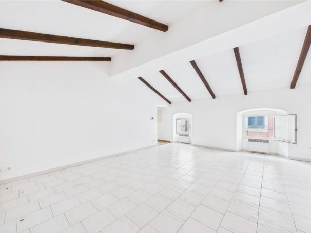 A louer STUDIO DUPLEX  41 M2 BORD DE MER AJACCIO