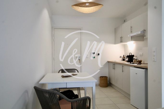 A vendre STUDIO  39 M2 BORD DE MER LANTON