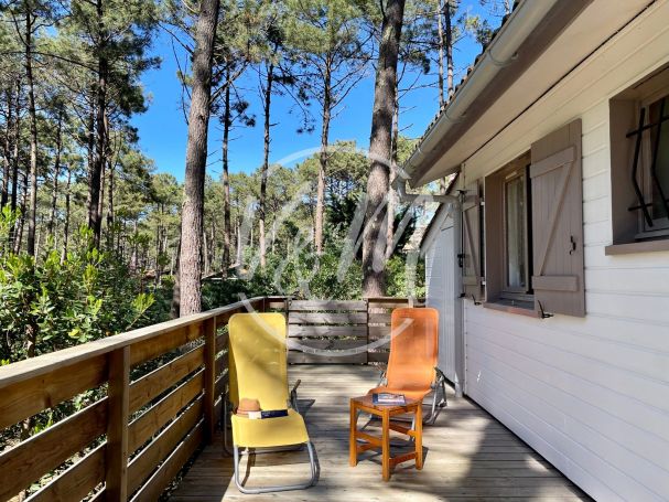 A vendre MAISON  4 PIECES 42 M2 BORD DE MER LE PORGE