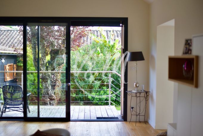 A vendre MAISON  4 PIECES 134 M2 BORD DE MER ANDERNOS LES BAINS