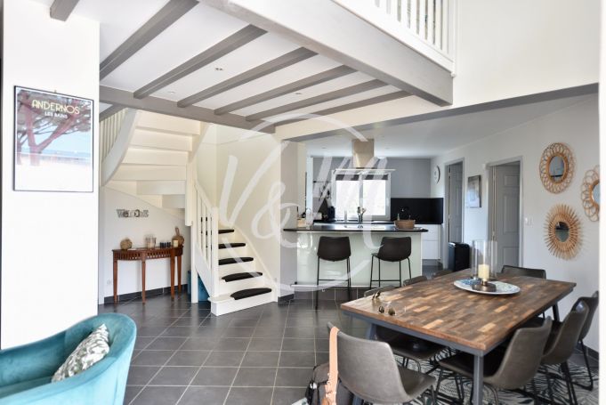 A vendre MAISON  6 PIECES 153 M2 BORD DE MER ANDERNOS LES BAINS