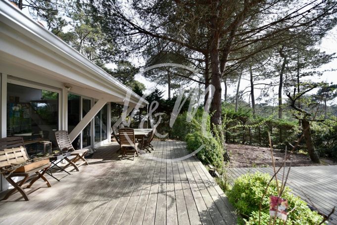 A vendre MAISON  5 PIECES 104 M2 BORD DE MER LEGE CAP FERRET