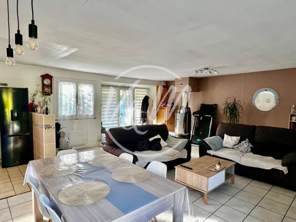 A vendre MAISON  5 PIECES 102 M2 BORD DE MER LE PORGE