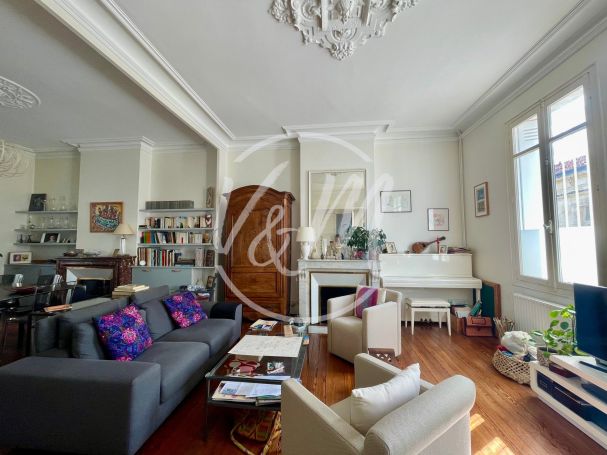 A vendre MAISON  4 PIECES 120 M2  BORDEAUX