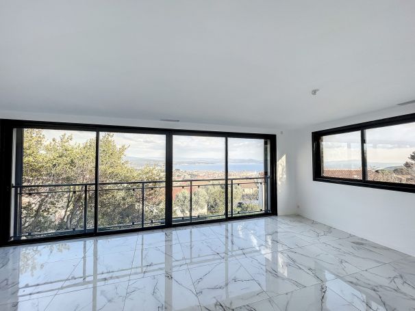 A vendre VILLA CONTEMPORAINE 4 PIECES VUE MER PANORAMIQUE  La Ciotat