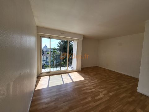 A vendre APPARTEMENT T1 AVEC CAVE ET STATIONNEMENT Le Havre