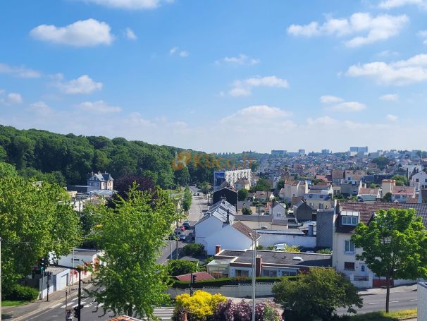 A vendre APPARTEMENT T1 AVEC CAVE ET STATIONNEMENT Le Havre