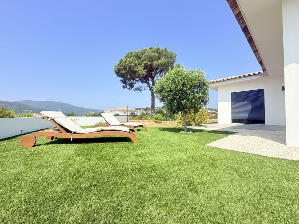 A vendre BELLE Maison 4 PIECES 130 M² plain-pied Sainte-Maxime