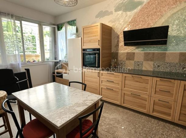 A louer APPARTEMENT T2 58 M2 BORD DE MER NICE