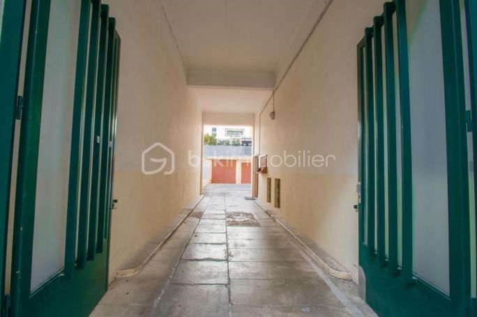 A louer APPARTEMENT NEUF T6 123 M2 TERRASSE BORD DE MER HYERES