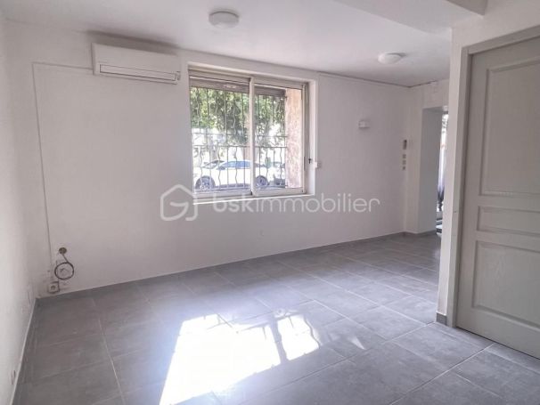 A louer APPARTEMENT T2 42 M2  MEYNES