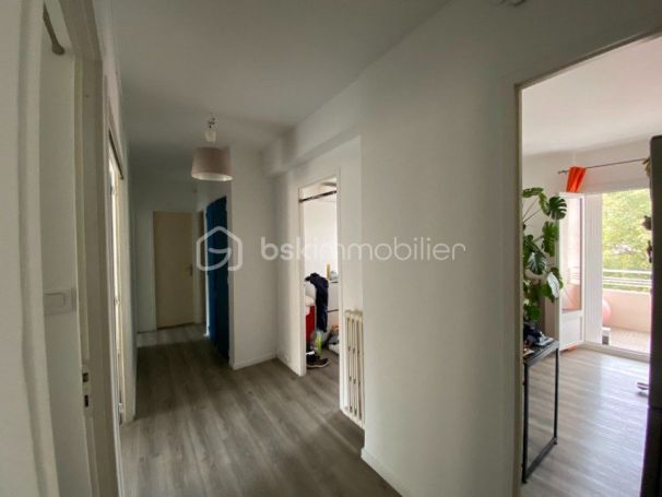 A louer APPARTEMENT T4 73 M2 BORD DE MER TOULON