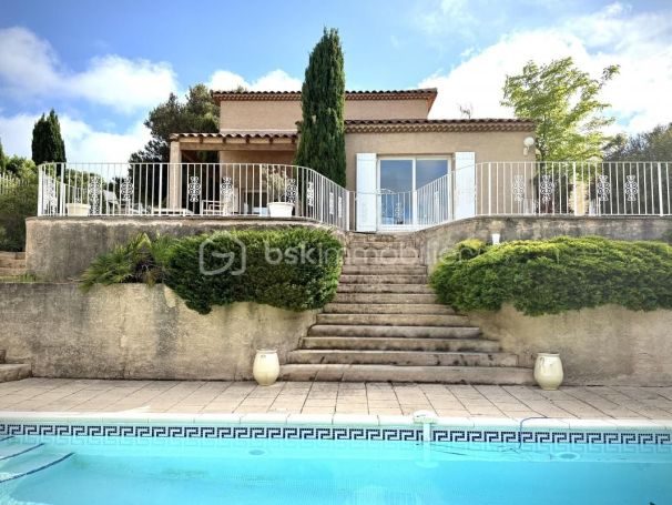 A louer MAISON  4 PIECES 145 M2 BORD DE MER SAUSSET LES PINS